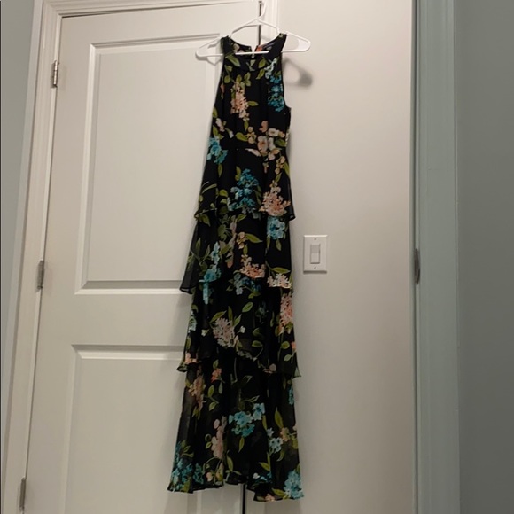 tommy hilfiger tiered maxi dress